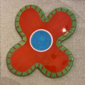 Coton Colors Red and Green Flower Plate